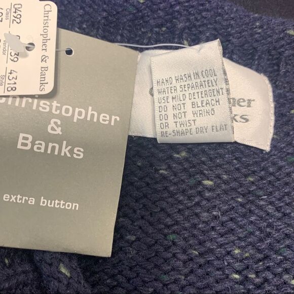 Long Sleeve Dark Blue Pullover V Neck Sweater Christopher & Banks Sz L - Picture 9 of 9